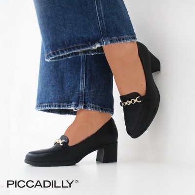 Sapatos de salto médio pretos com detalhe metálico dourado