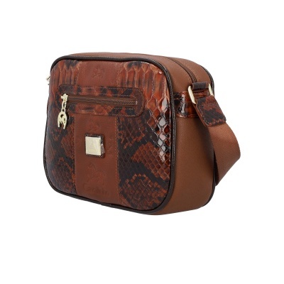 Mala tiracolo castanha com padrão de pele de cobra e fecho dourado