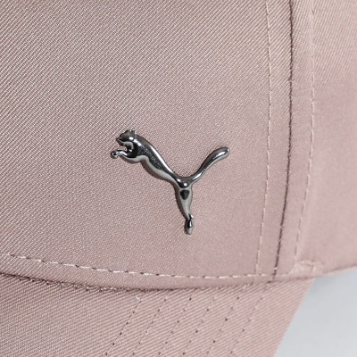Boné rosa com o logótipo prata da Puma em tecido liso