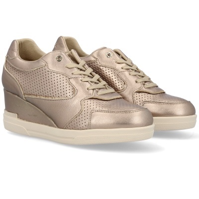 Sapatilhas de couro metalizado cor bronze com atacadores e sola branca