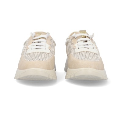 Ténis castanho claro e bege com malha e camurça e atacadores brancos