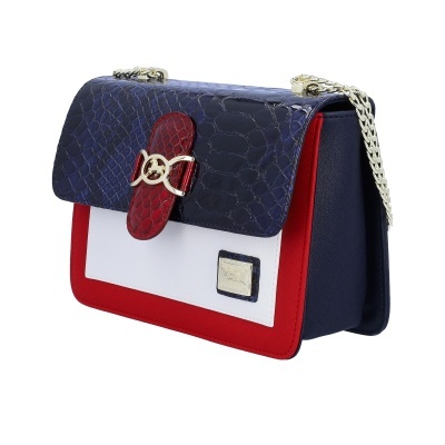 Mala de senhora azul com vermelho, branco, fecho dourado e alça de corrente