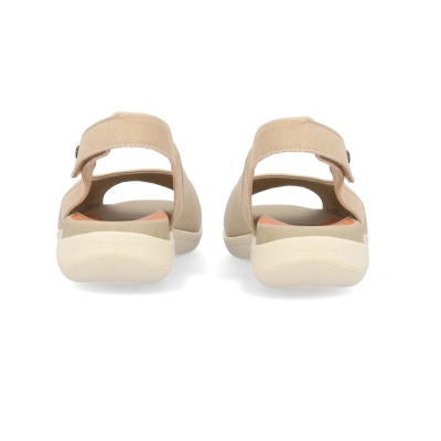 Par de sandálias bege vistas de trás com sola branca e tira ajustável