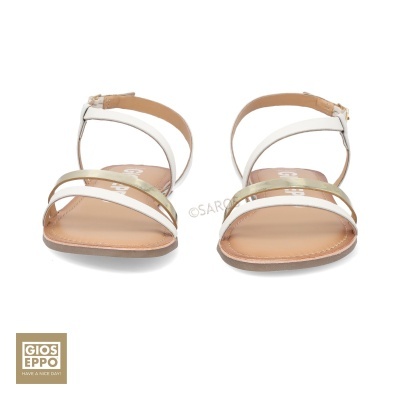 Sandálias femininas Gioseppo brancas e douradas com tiras finas cruzadas