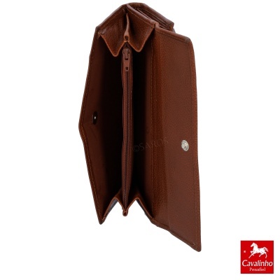 Carteira de senhora em pele castanha aberta