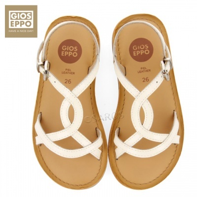 Sandálias infantis GIOS EPPO em couro branco com tiras entrelaçadas
