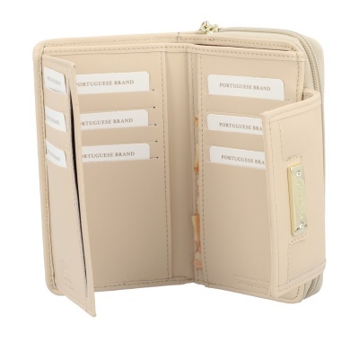 Carteira feminina bege aberta com divisórias e cartões