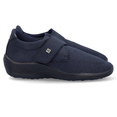 Sapatos masculinos azuis escuros com sola preta e fecho em velcro