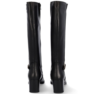 Botas altas pretas de salto quadrado