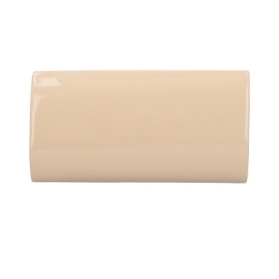 Carteira feminina bege rectangular de couro sintético brilhante