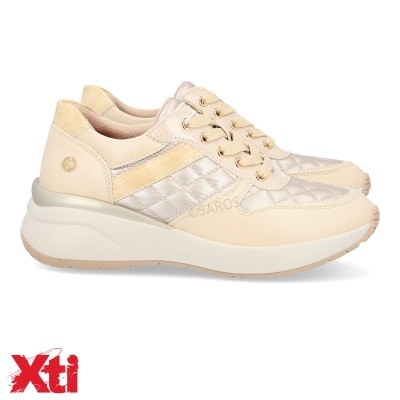 Ténis femininos Xti bege e creme com tecido acolchoado e sola branca