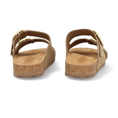 Par de sandálias castanhas com fivelas douradas e palmilha de cortiça