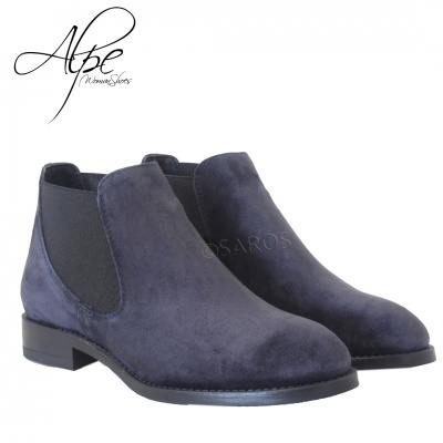 Bota Chelsea azul escuro com elásticos pretos