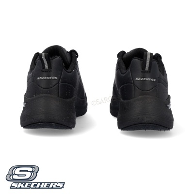 Ténis pretos Skechers vistos de trás em fundo branco