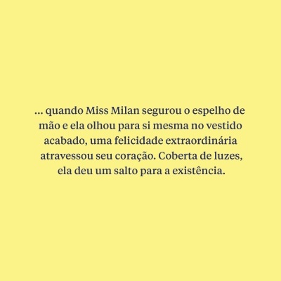 Verso de livro amarelo com texto em português e código de barras