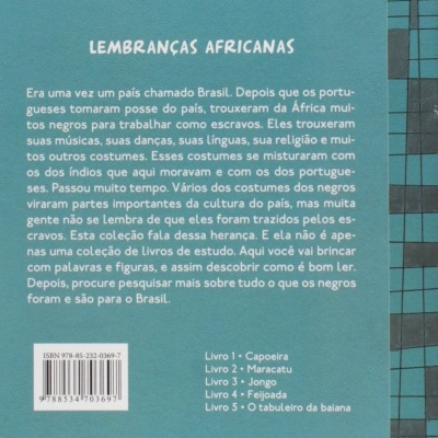 Capa traseira de livro azul com texto sobre cultura africana no Brasil e lista de cinco livros