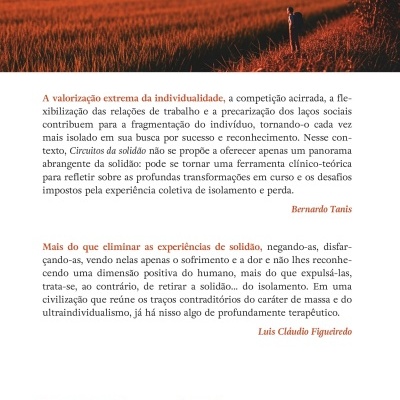 Parte traseira do livro com texto e imagem de campo ao pôr do sol com pessoa