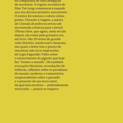 Contracapa de livro amarelo com texto descritivo e código de barras na parte inferior