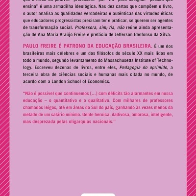 Contracapa de livro cor-de-rosa com texto sobre Paulo Freire e educação, código de barras e ISBN