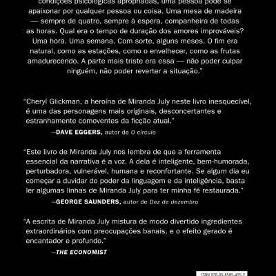 Contracapa de livro com texto em português, citações e código de barras com ISBN