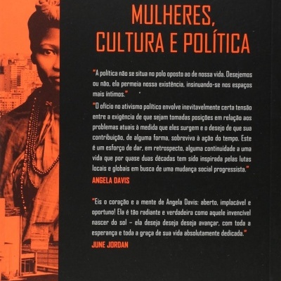 Capa de livro preta e alaranjada com título e texto em português e imagem de mulher na esquerda