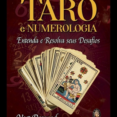 Capa de livro de Tarô e Numerologia com cartas de Tarô e texto em português