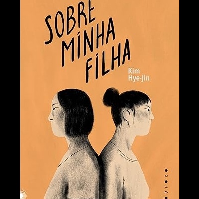 Capa de livro laranja com título, autor e ilustração de duas mulheres de perfil.