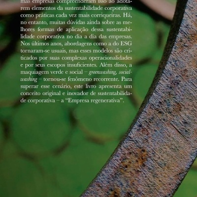 Livro com texto em português e código de barras