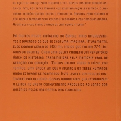 Contracapa de livro laranja com texto em português sobre povos indígenas e código de barras.