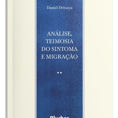 Livro com capa branca e rótulo azul com texto branco