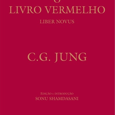 Capa de livro vermelha com texto dourado O LIVRO VERMELHO