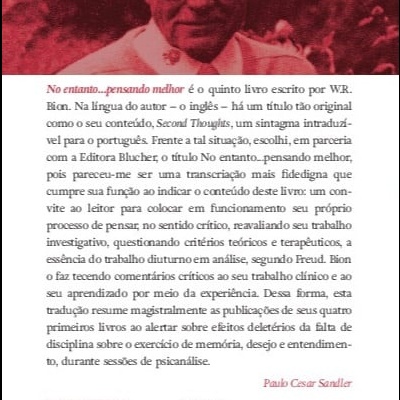 Contracapa de livro com texto em português, código de barras e logo Blucher