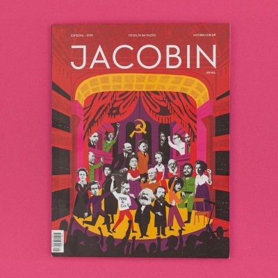 Capa da revista JACOBIN Brasil com rostos históricos no palco e símbolo comunista