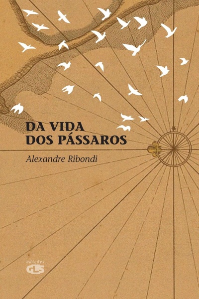 Capa de livro em tons castanhos com bússola e pássaros brancos em voo