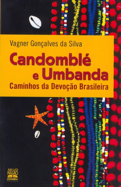 Livro sobre Candomblé e Umbanda com contas coloridas e elementos marinhos na capa.