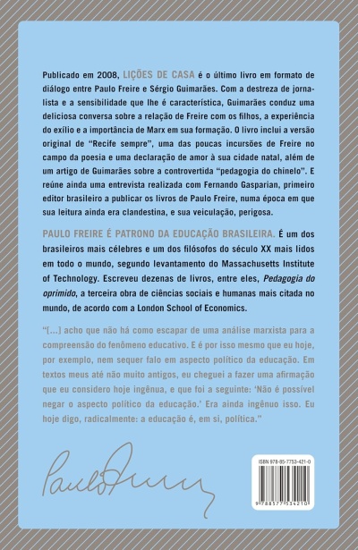 Contracapa azul de livro Lições de Casa com texto e código de barras