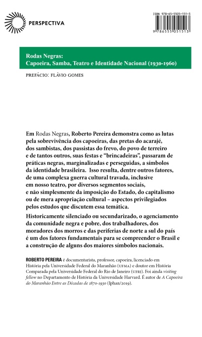 Página de livro com texto em português e código de barras no canto superior direito.