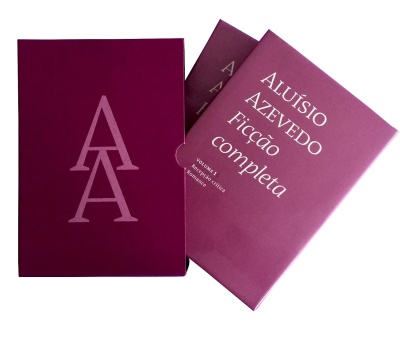 Conjunto de livros com capas roxas e texto branco de Aluísio Azevedo.