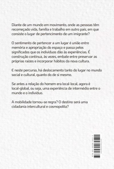 Texto em português na parte traseira de um livro com código de barras