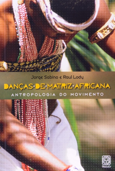 Capa de livro sobre danças africanas com imagem de pessoa com colares e braceletes tradicionais.