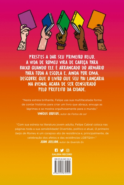 Capa traseira de livro com mãos segurando livros coloridos e texto em português