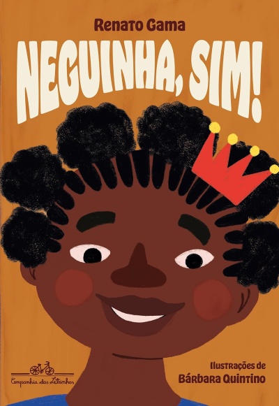 Capa de livro infantil com criança negra sorridente e coroa vermelha