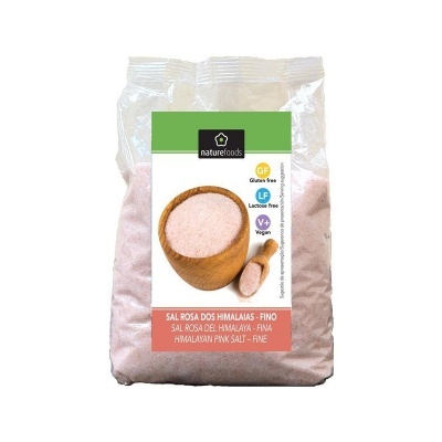 Pacote de sal rosa fino do Himalaia da marca naturefoods com etiqueta colorida