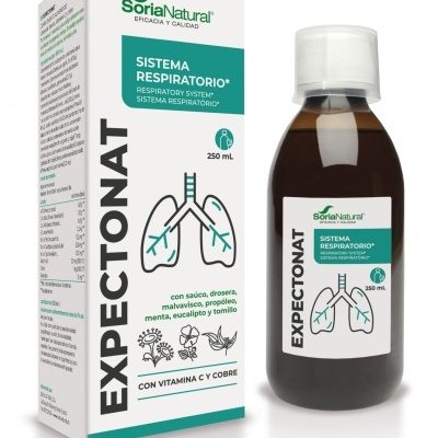 Embalagem e frasco de expectorante Soria Natural com design branco e verde e ilustração de pulmões.
