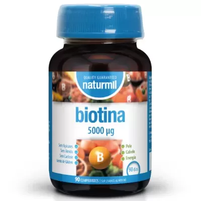 Frasco de suplemento biootina Naturmil 5000 µg com tampa azul e rótulo detalhado