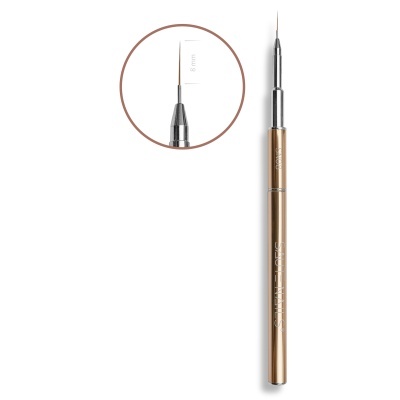 Caneta de precisão dourada com ponta fina metálica em fundo branco