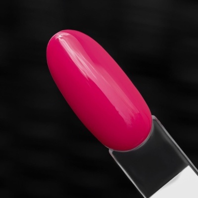 Amostra de verniz rosa brilhante em base transparente