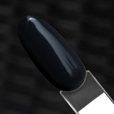 Verniz de unha preto brilhante num mostruário