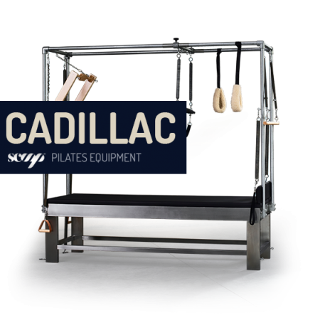 Equipamento de Pilates CADILLAC metal com almofada preta e alças bege
