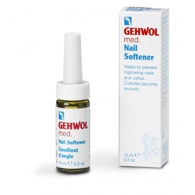 Frasco verde com tampa branca do produto Gehwol med. Nail Softener e sua embalagem branca ao lado.
